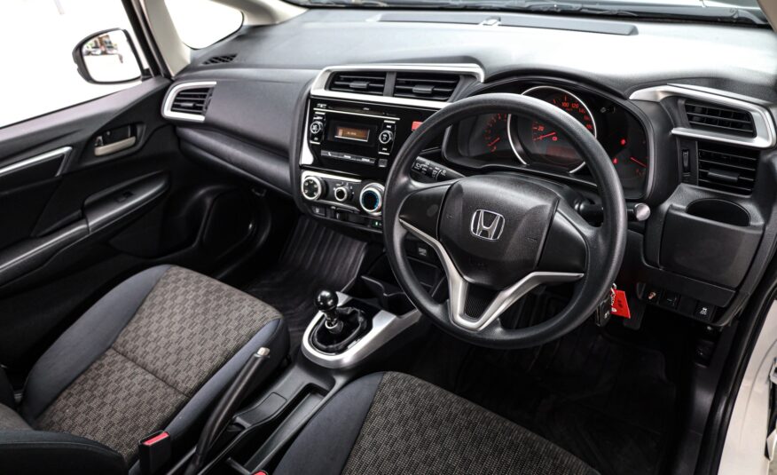 Honda Jazz GK S MT PF-รถบ้านมือสอง