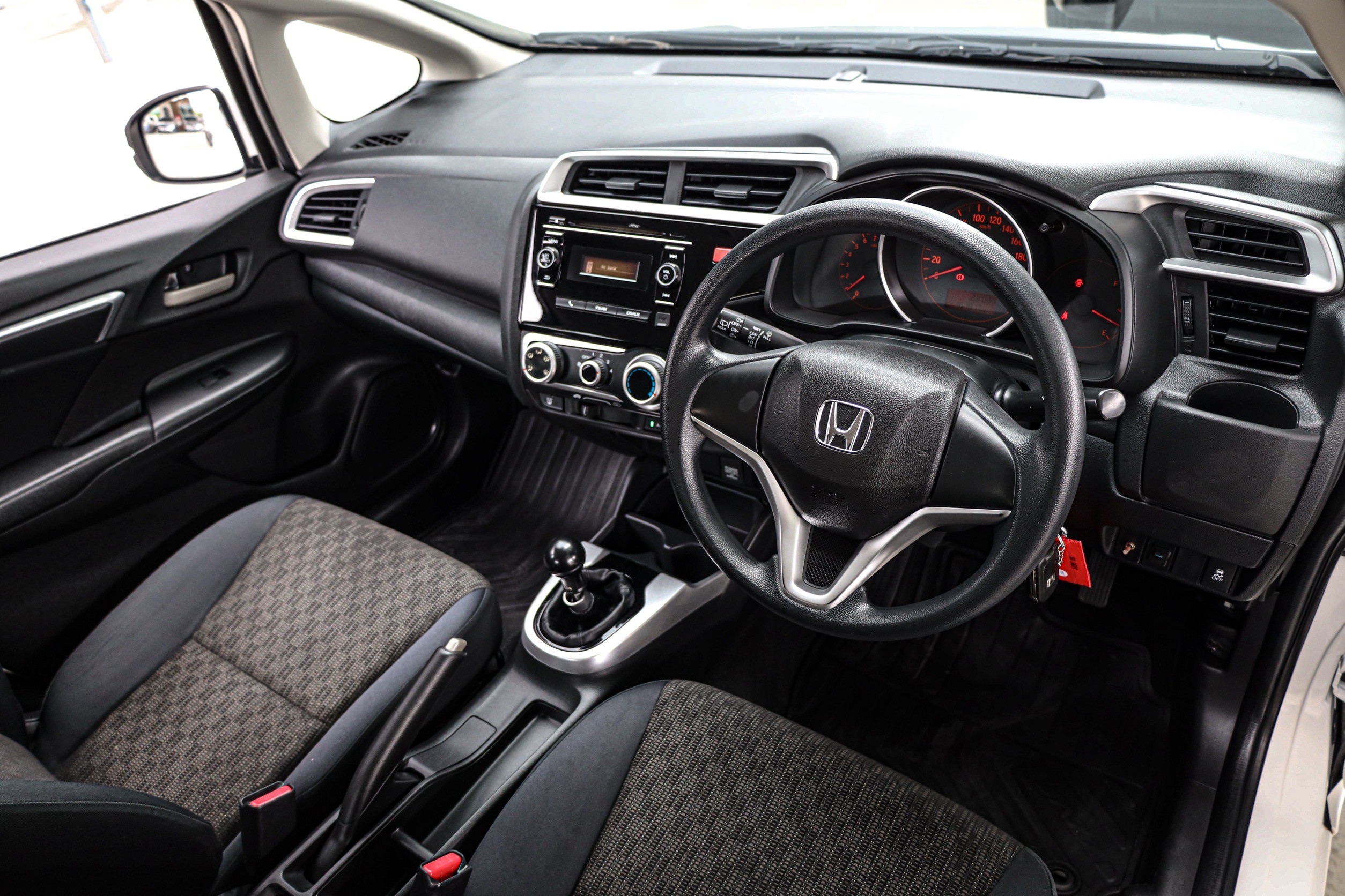 Honda Jazz GK S MT PF-รถบ้านมือสอง