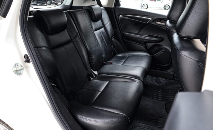 Honda Jazz GK V+ PF-รถบ้านมือสอง