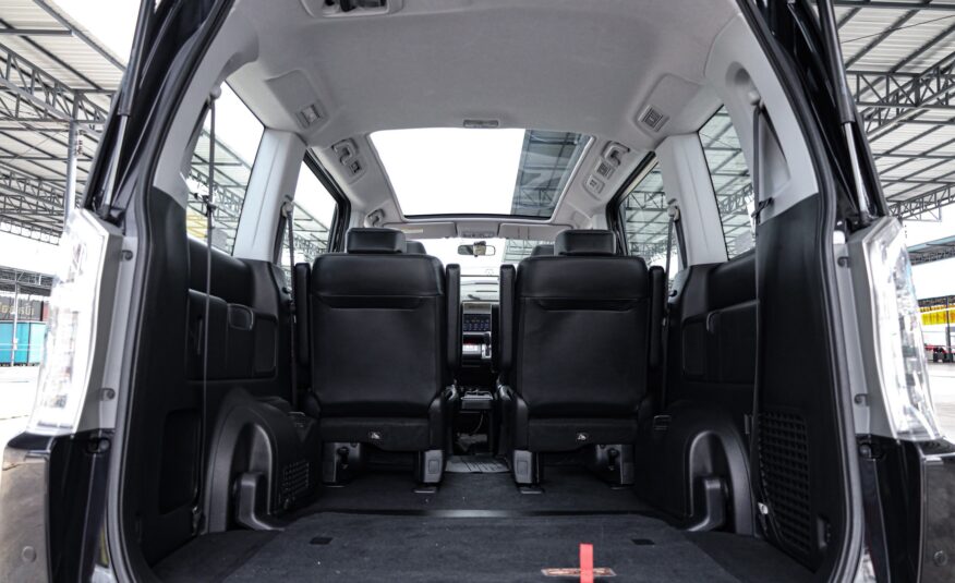 Honda Stepwagon Spada 2.0 E PF-รถบ้านมือสอง