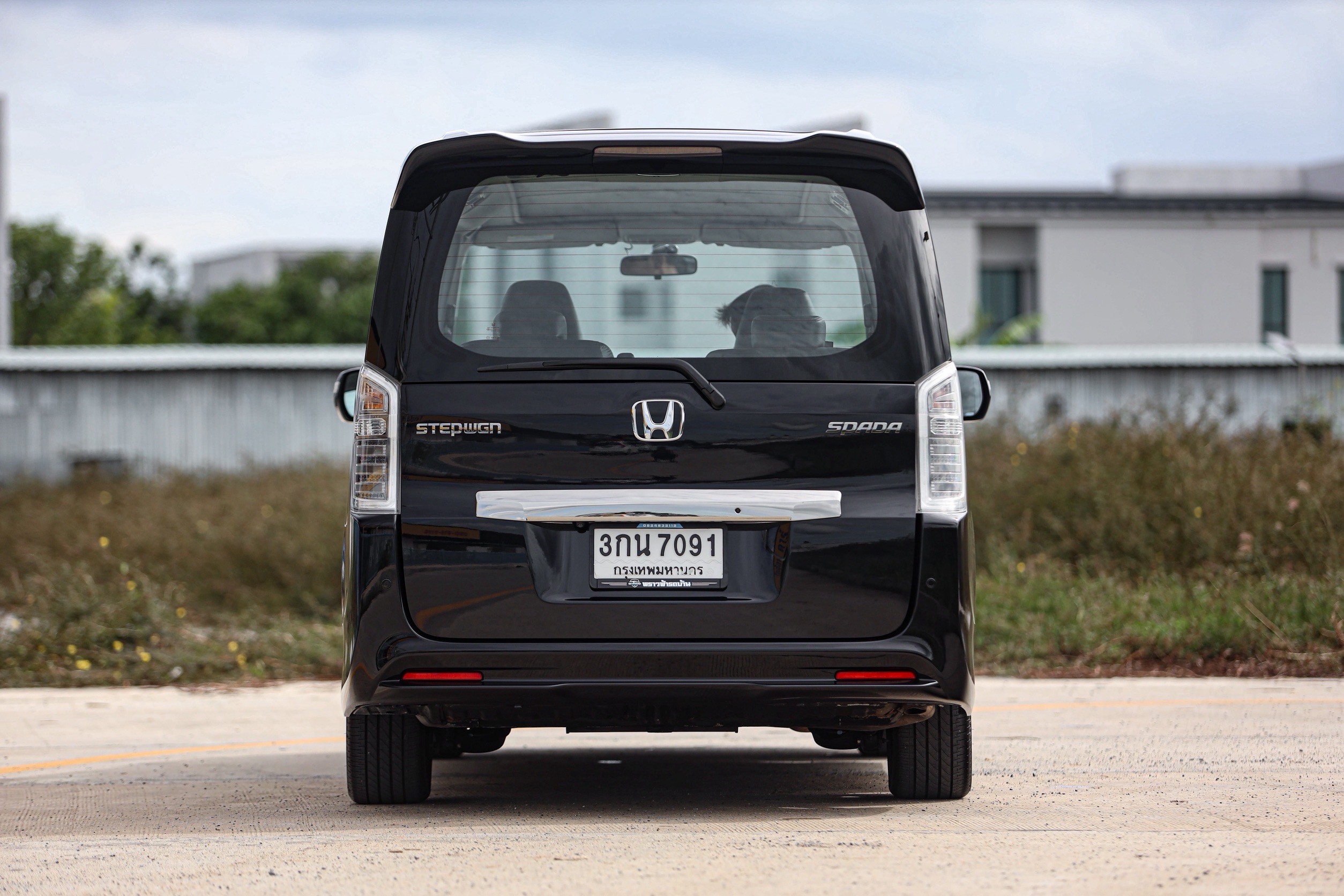 Honda Stepwagon Spada 2.0 E PF-รถบ้านมือสอง