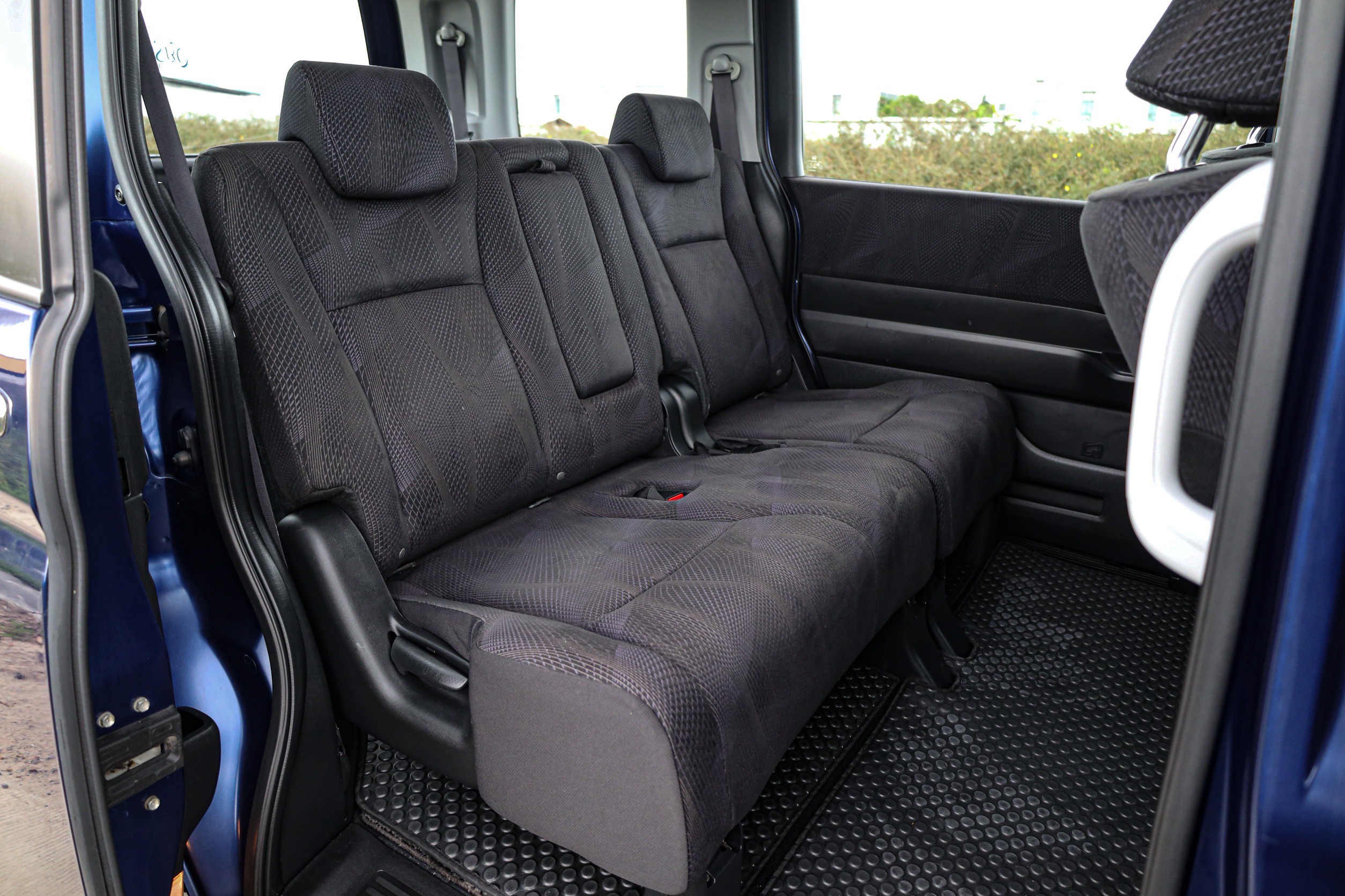 Honda Stepwagon Spada 2.0 PF-รถบ้านมือสอง