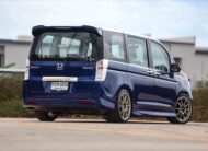 Honda Stepwagon Spada 2.0 PF-รถบ้านมือสอง