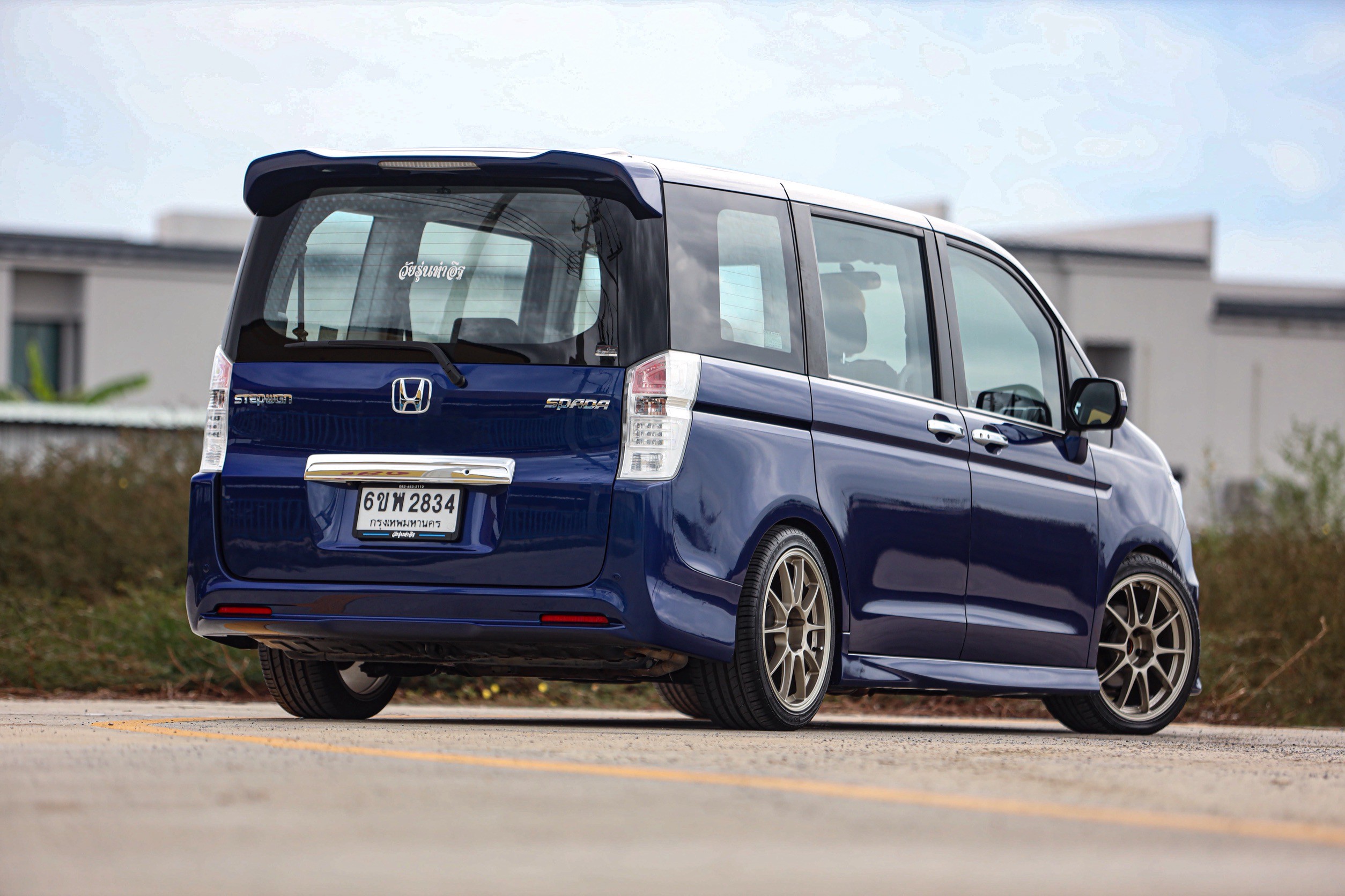 Honda Stepwagon Spada 2.0 PF-รถบ้านมือสอง