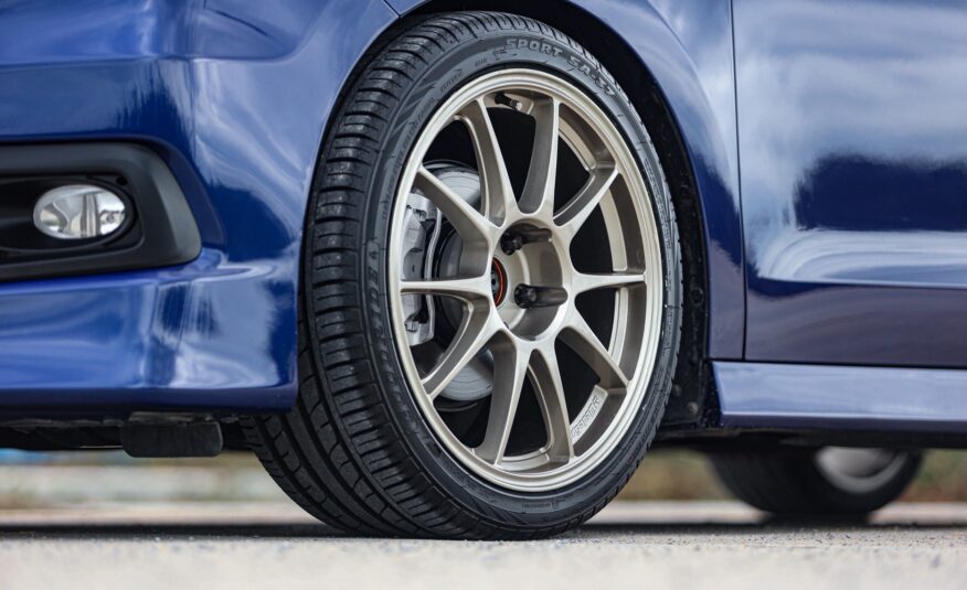 Honda Stepwagon Spada 2.0 PF-รถบ้านมือสอง