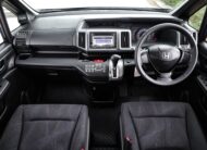 Honda Stepwagon Spada 2.0 PF-รถบ้านมือสอง