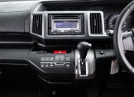 Honda Stepwagon Spada 2.0 PF-รถบ้านมือสอง