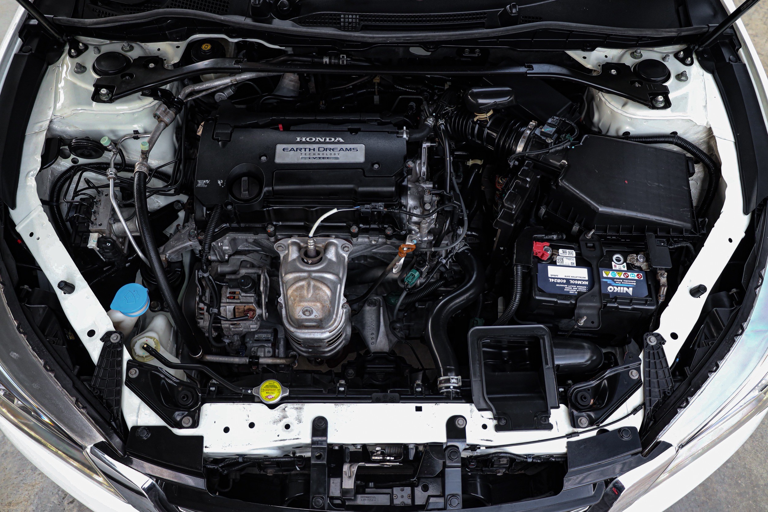 Honda Accord 2.4 Tach PF-รถบ้านมือสอง