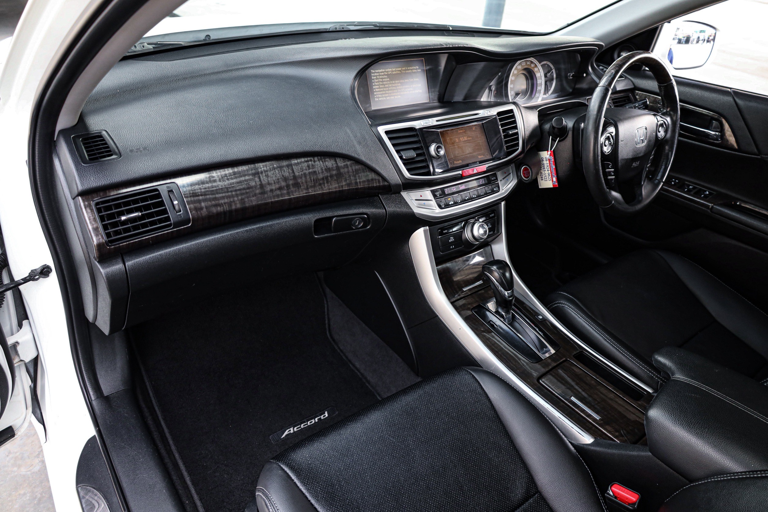 Honda Accord 2.4 Tach PF-รถบ้านมือสอง