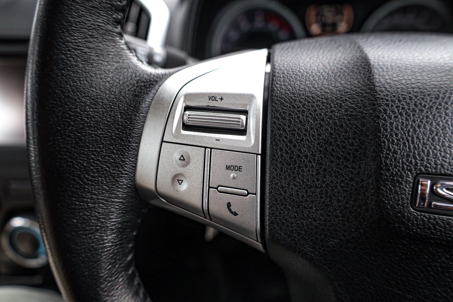 Isuzu Mu-x 1.9 MT PF-รถบ้านมือสอง