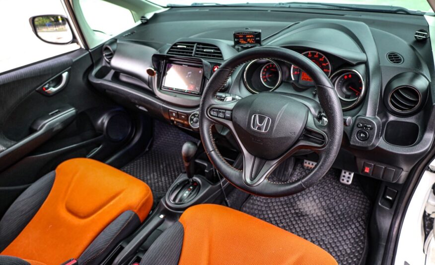 Honda Jazz Ge SV PF-รถบ้านมือสอง