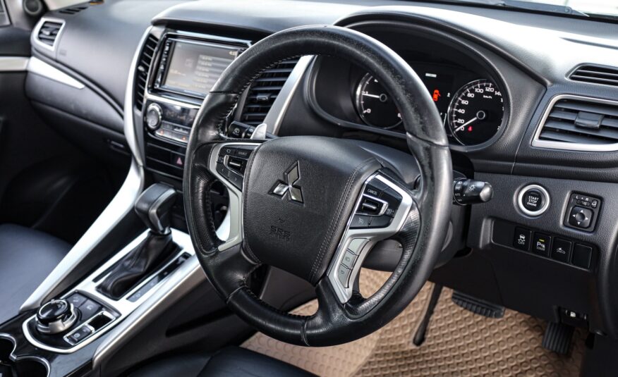 Mitsubishi Pajero Sport 2.4 GT Premium 4wd PF-รถบ้านมือสอง