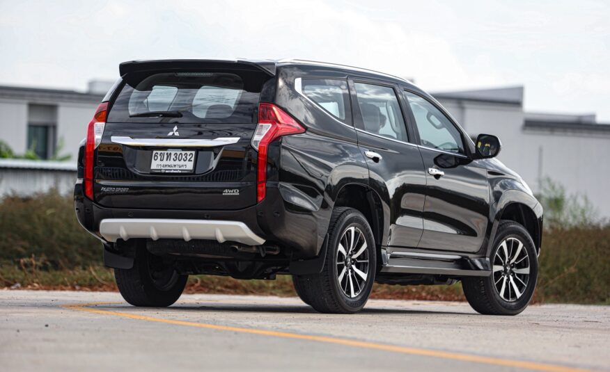 Mitsubishi Pajero Sport 2.4 GT Premium 4wd PF-รถบ้านมือสอง