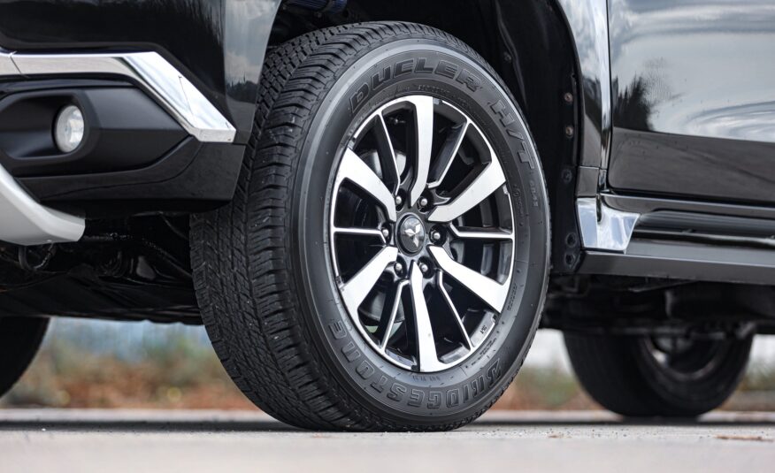 Mitsubishi Pajero Sport 2.4 GT Premium 4wd PF-รถบ้านมือสอง