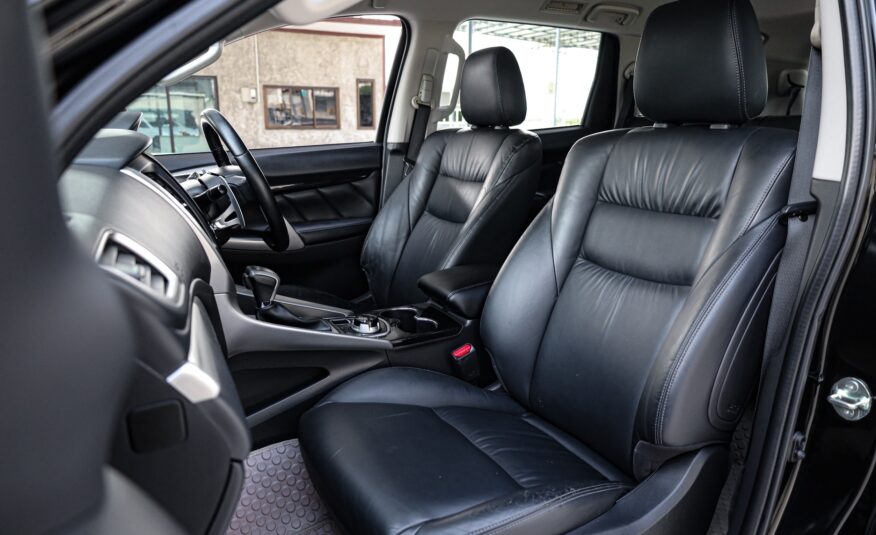 Mitsubishi Pajero Sport 2.4 GT Premium 4wd PF-รถบ้านมือสอง