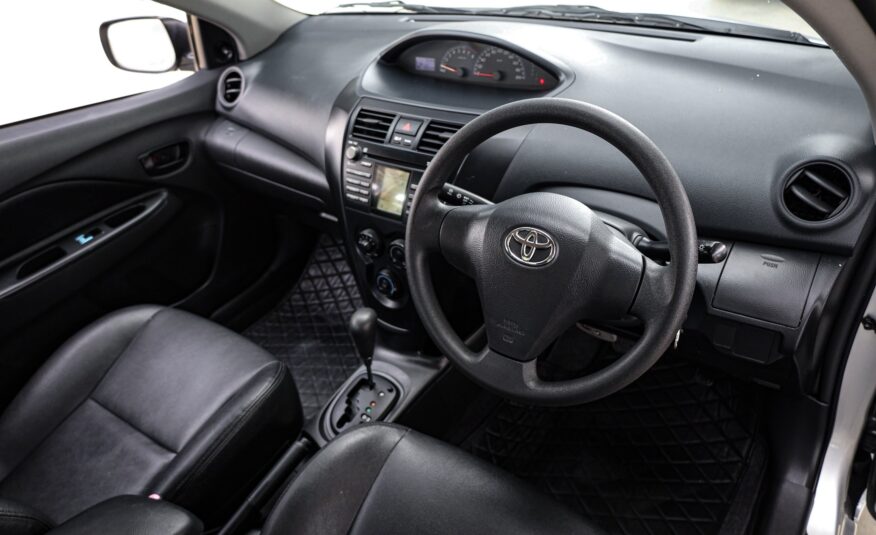 Toyota Vios J PF-รถบ้านมือสอง