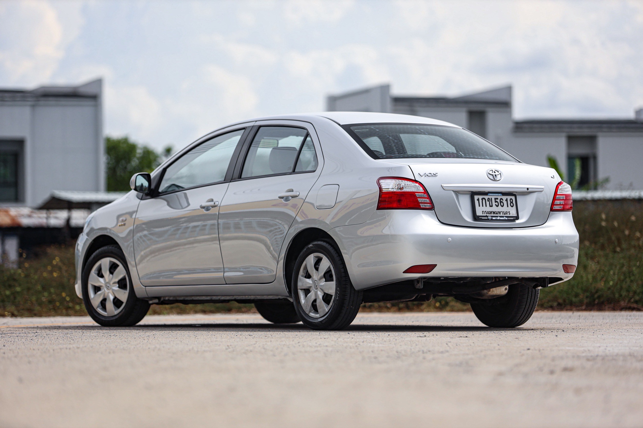 Toyota Vios J PF-รถบ้านมือสอง