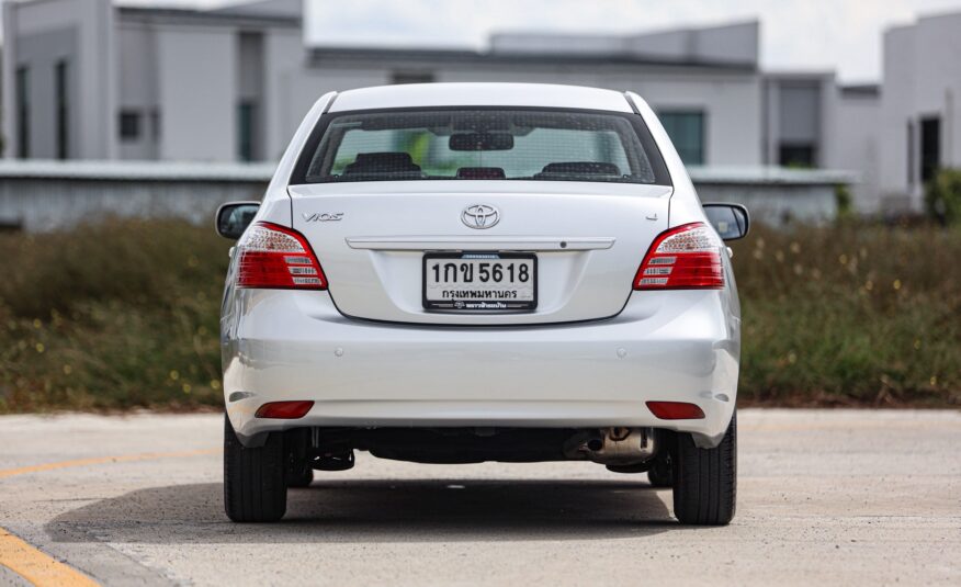 Toyota Vios J PF-รถบ้านมือสอง