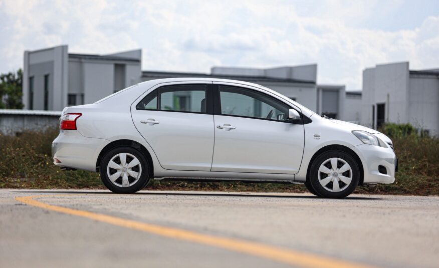 Toyota Vios J PF-รถบ้านมือสอง