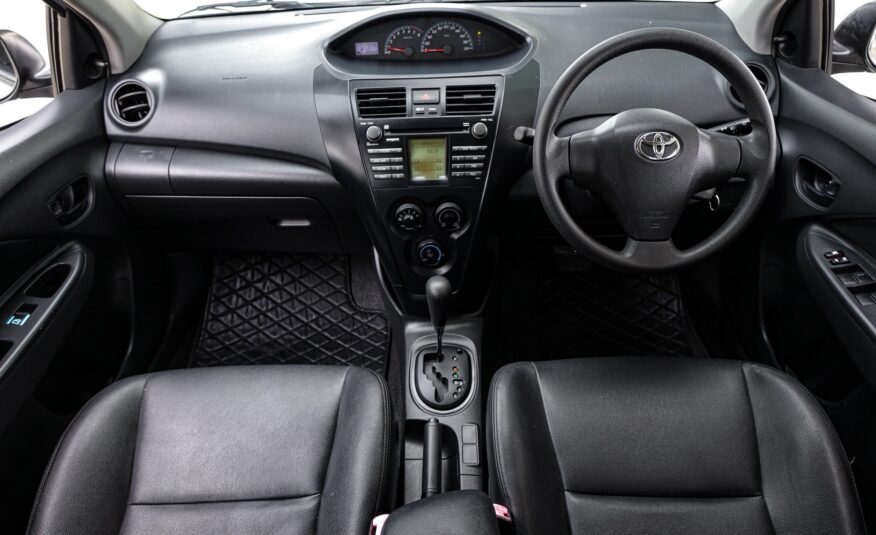 Toyota Vios J PF-รถบ้านมือสอง