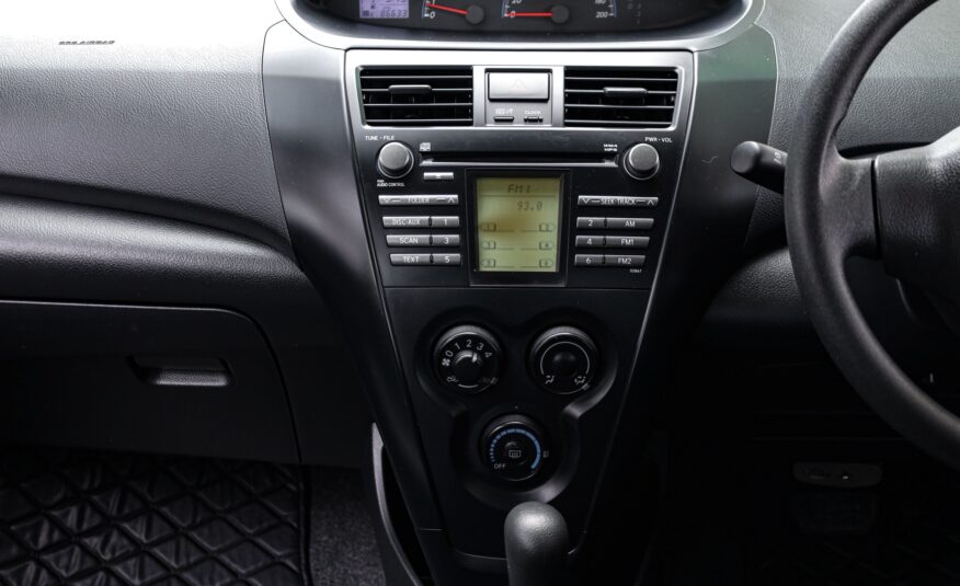Toyota Vios J PF-รถบ้านมือสอง