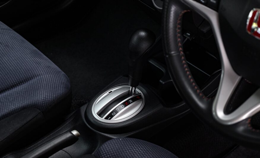 Honda Jazz Ge V PF-รถบ้านมือสอง