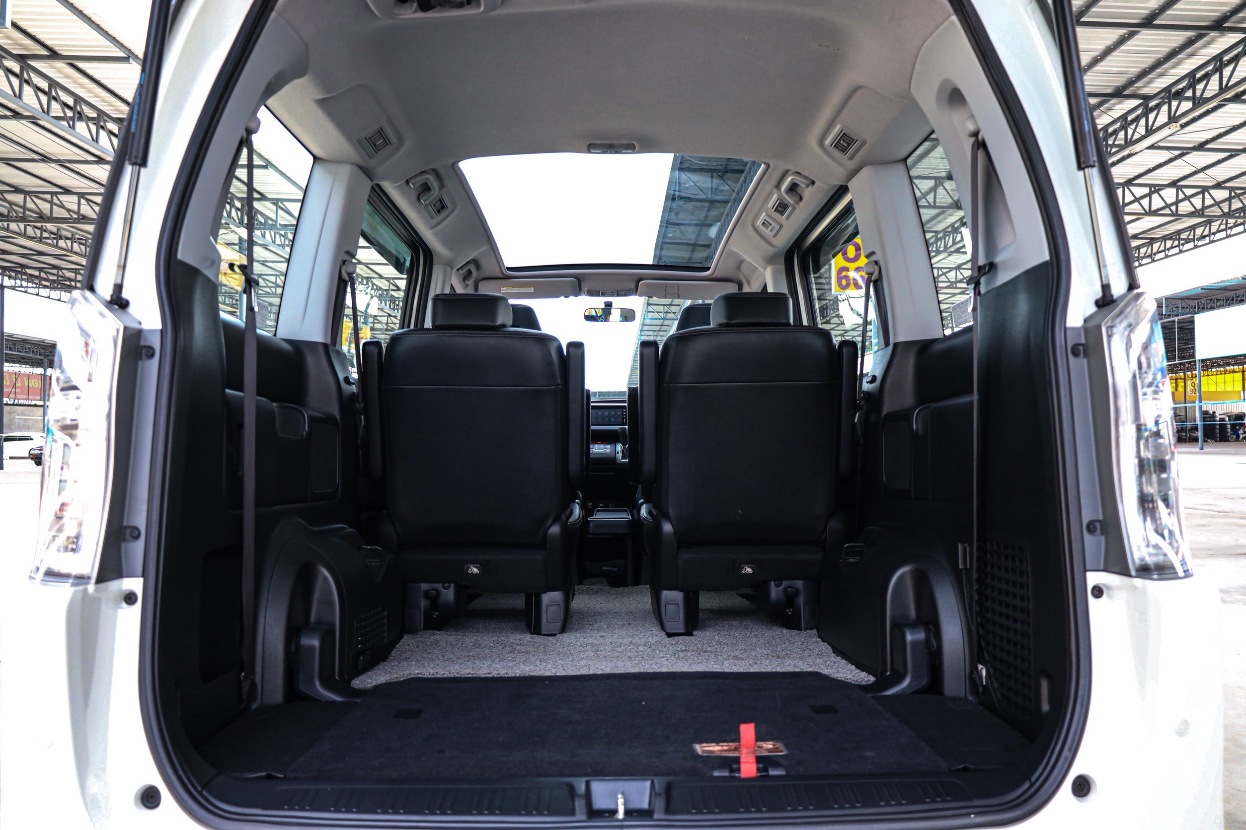 Honda Stepwagon Spada 2.0 EL PF-รถบ้านมือสอง