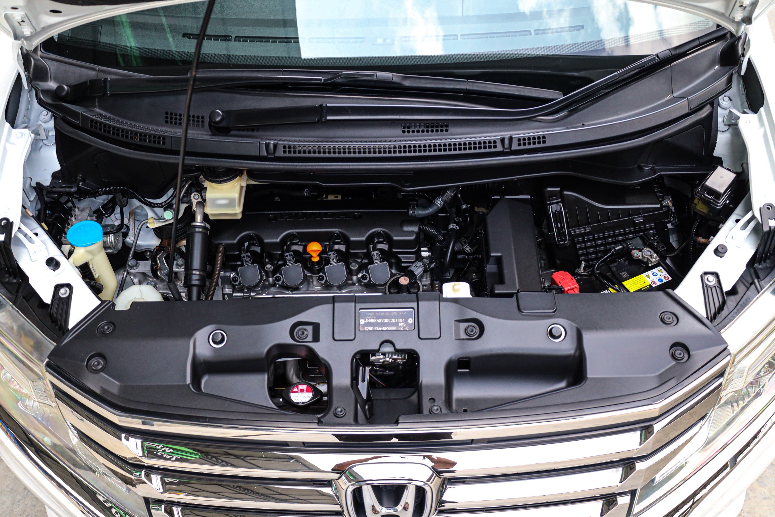 Honda Stepwagon Spada 2.0 EL PF-รถบ้านมือสอง