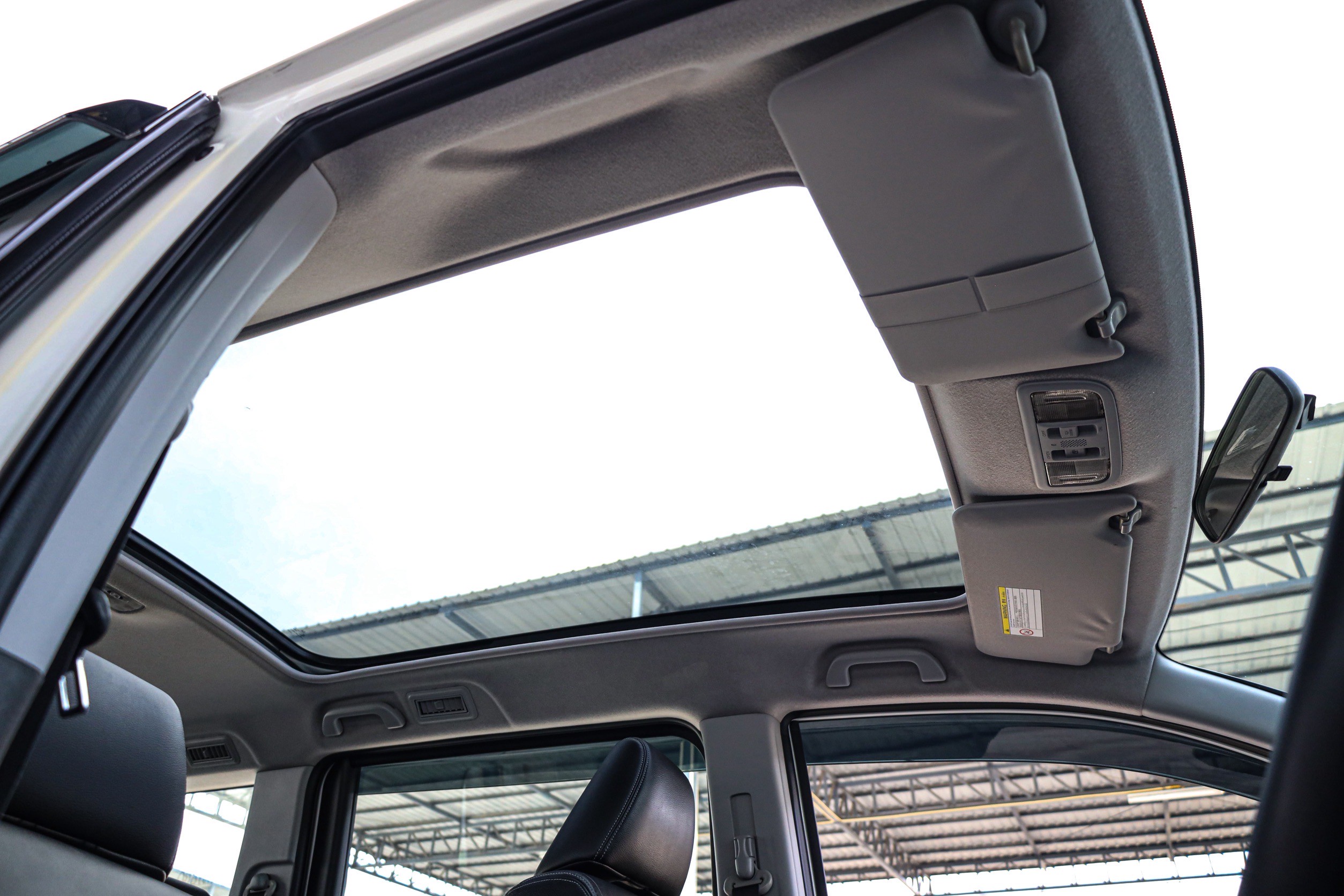 Honda Stepwagon Spada 2.0 EL PF-รถบ้านมือสอง