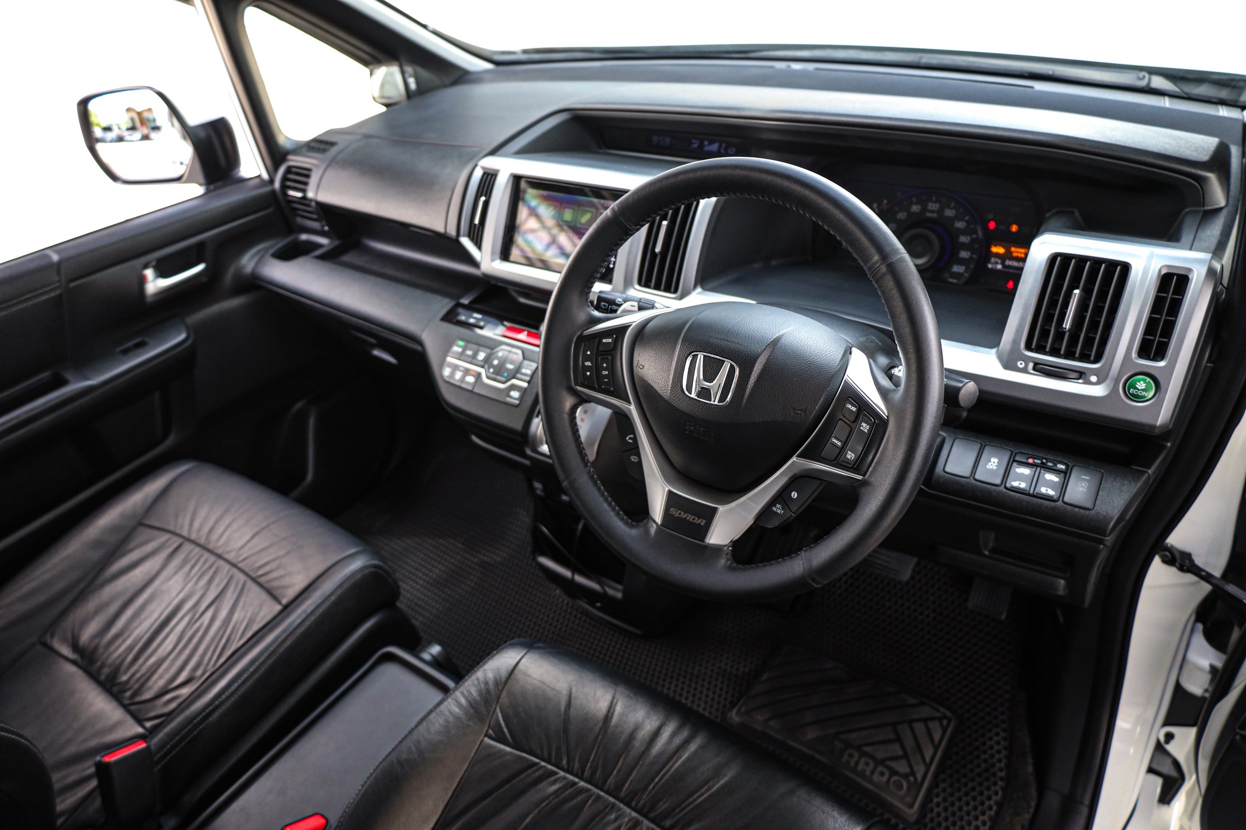 Honda Stepwagon Spada 2.0 EL PF-รถบ้านมือสอง