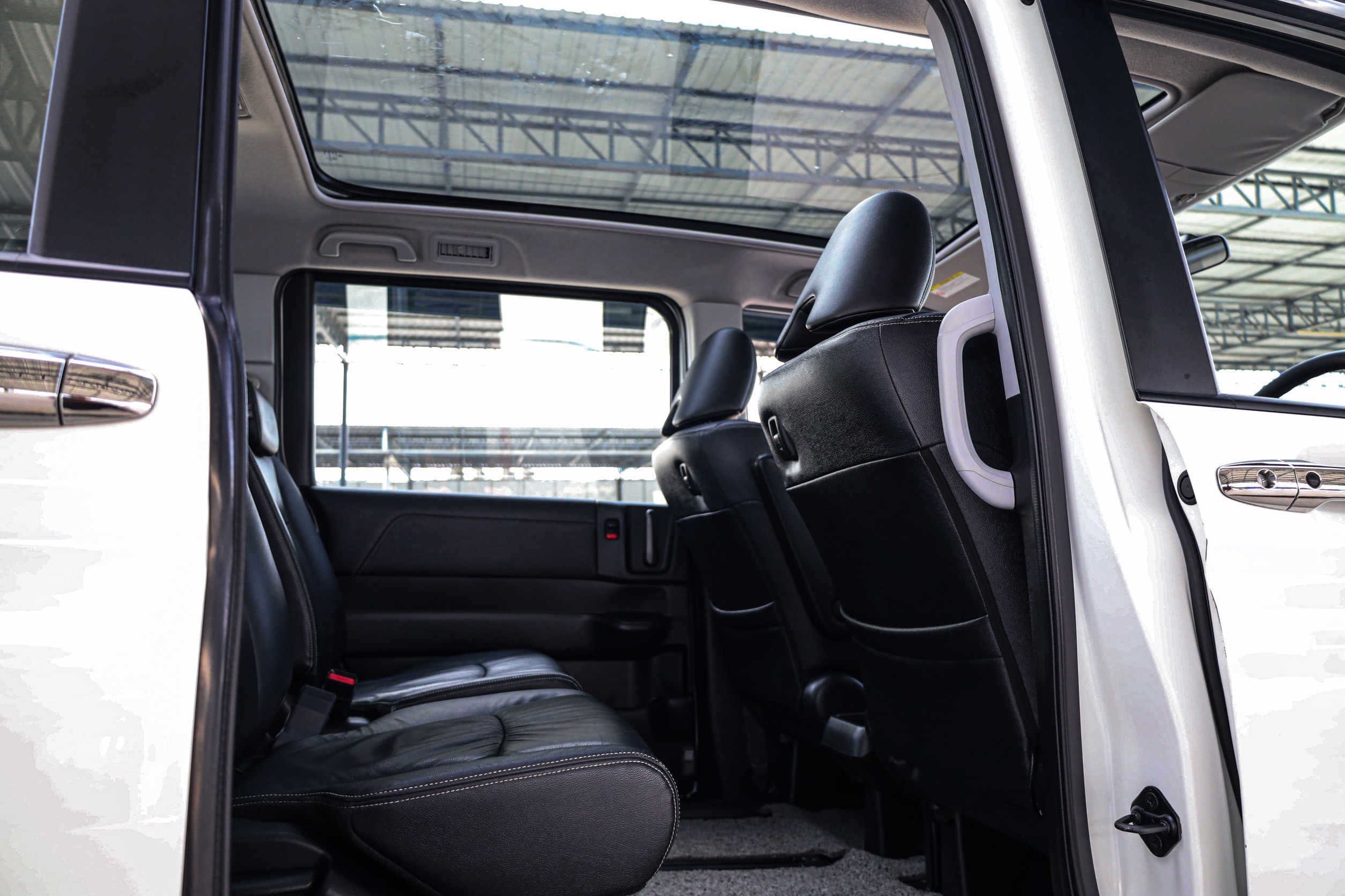 Honda Stepwagon Spada 2.0 EL PF-รถบ้านมือสอง
