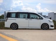 Honda Stepwagon Spada 2.0 EL PF-รถบ้านมือสอง