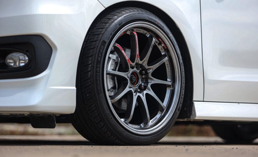 Honda Stepwagon Spada 2.0 EL PF-รถบ้านมือสอง