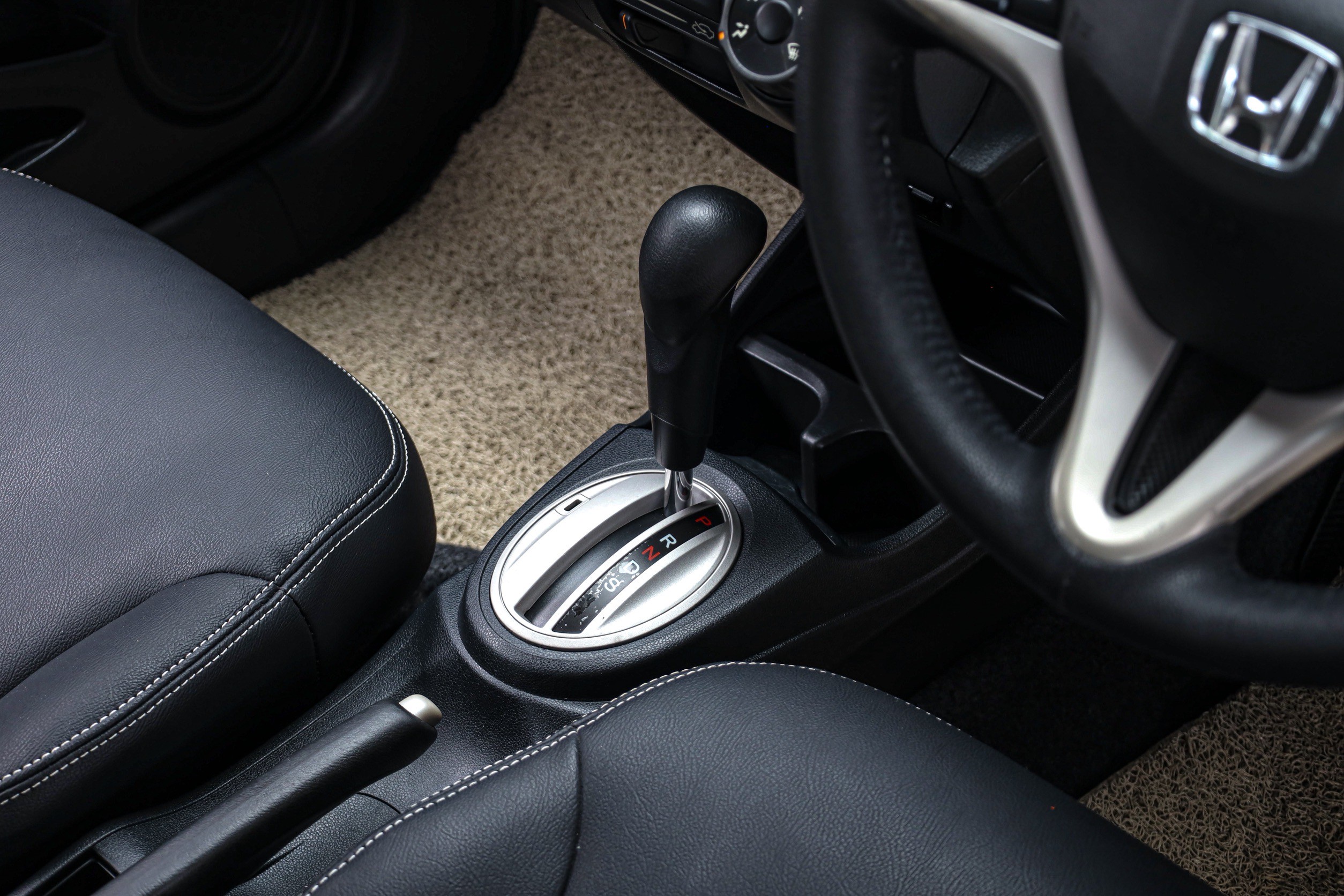 Honda Jazz Ge SV PF-รถบ้านมือสอง