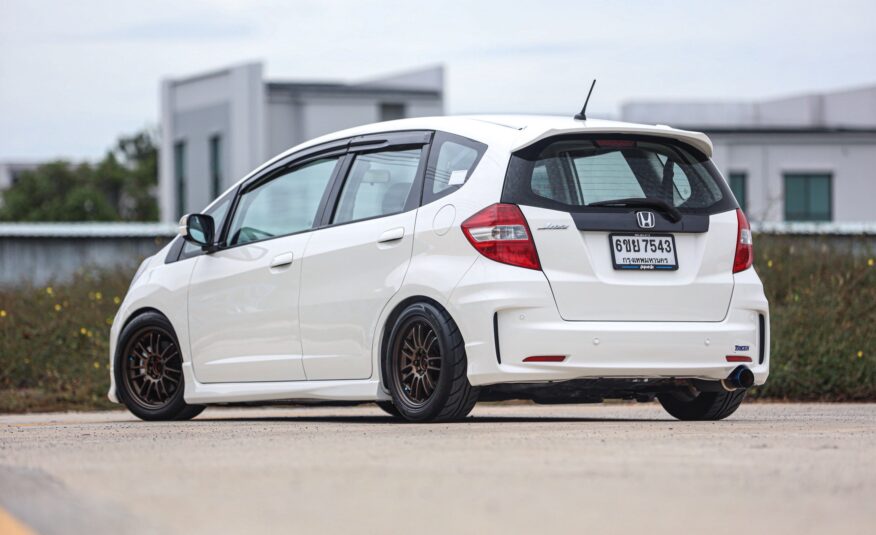 Honda Jazz Ge SV PF-รถบ้านมือสอง