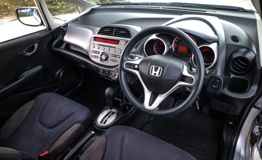 Honda Jazz Ge SV PF-รถบ้านมือสอง