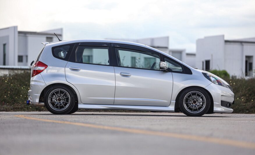 Honda Jazz Ge SV PF-รถบ้านมือสอง