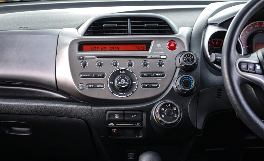 Honda Jazz Ge SV PF-รถบ้านมือสอง