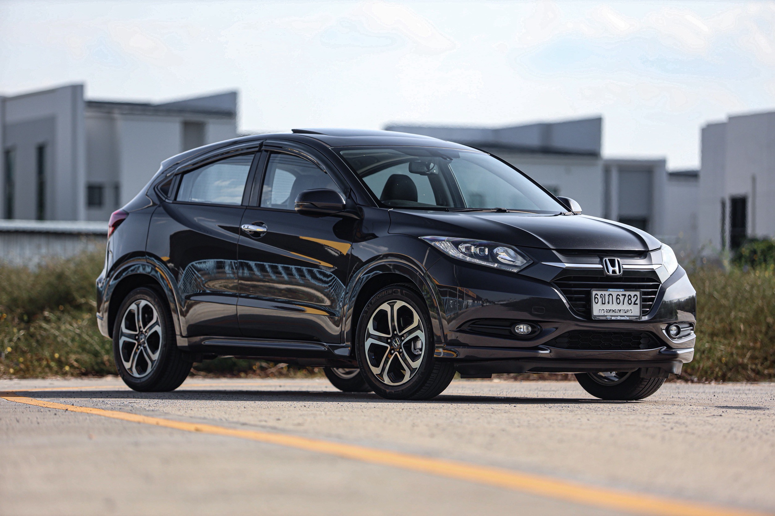 Honda HR-V EL Sunloof PF-รถบ้านมือสอง