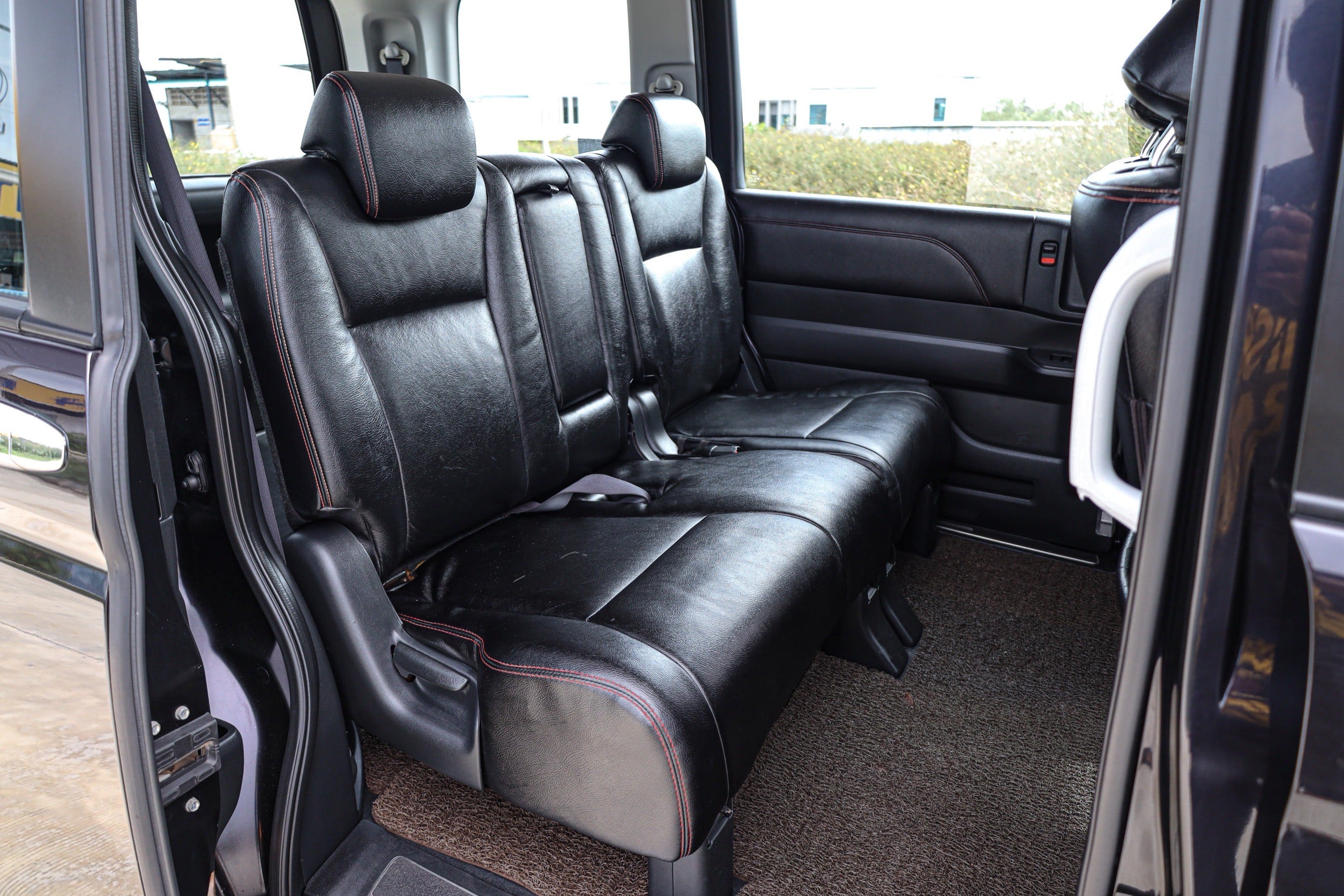 Honda Stepwagon Spada 2.0 JP PF-รถบ้านมือสอง