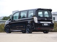 Honda Stepwagon Spada 2.0 JP PF-รถบ้านมือสอง