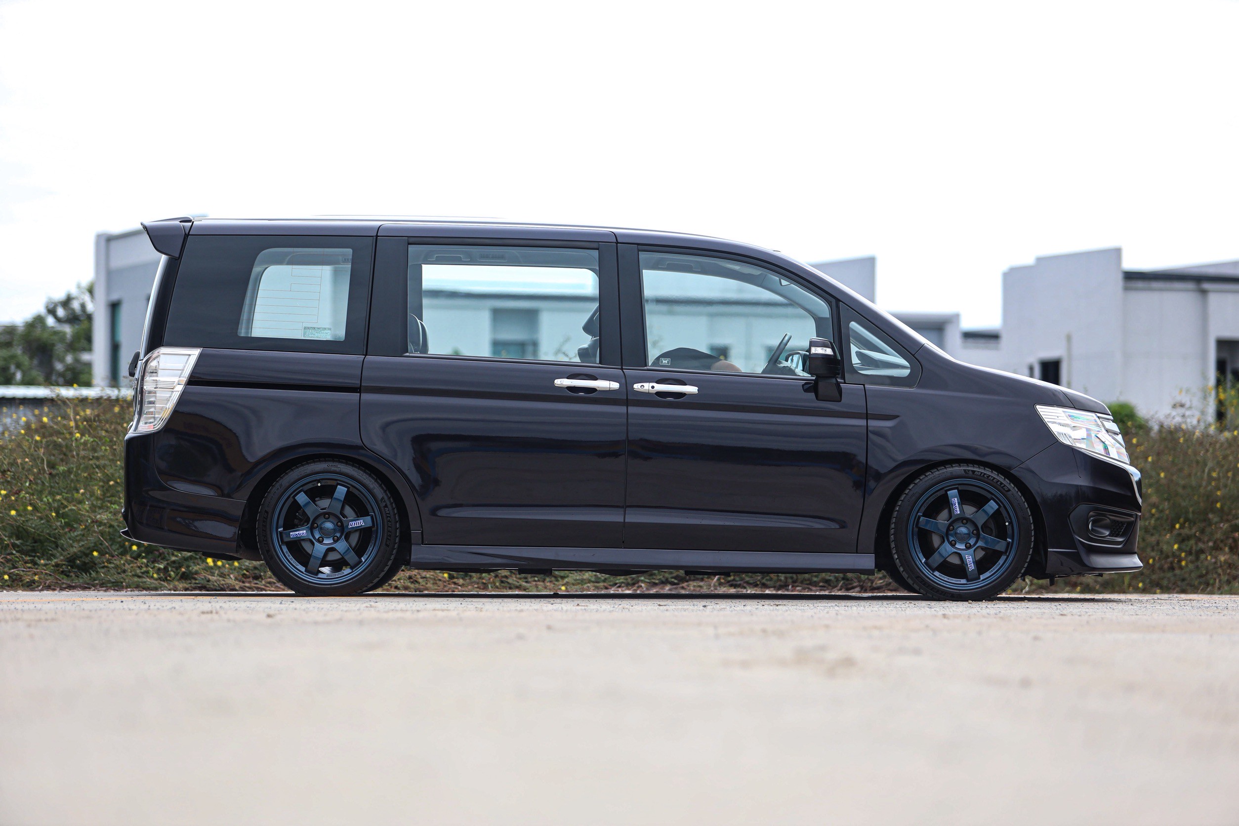 Honda Stepwagon Spada 2.0 JP PF-รถบ้านมือสอง