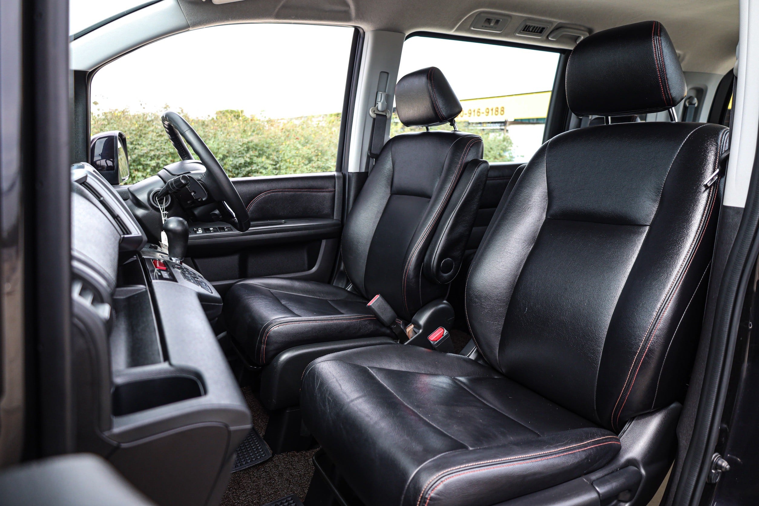 Honda Stepwagon Spada 2.0 JP PF-รถบ้านมือสอง