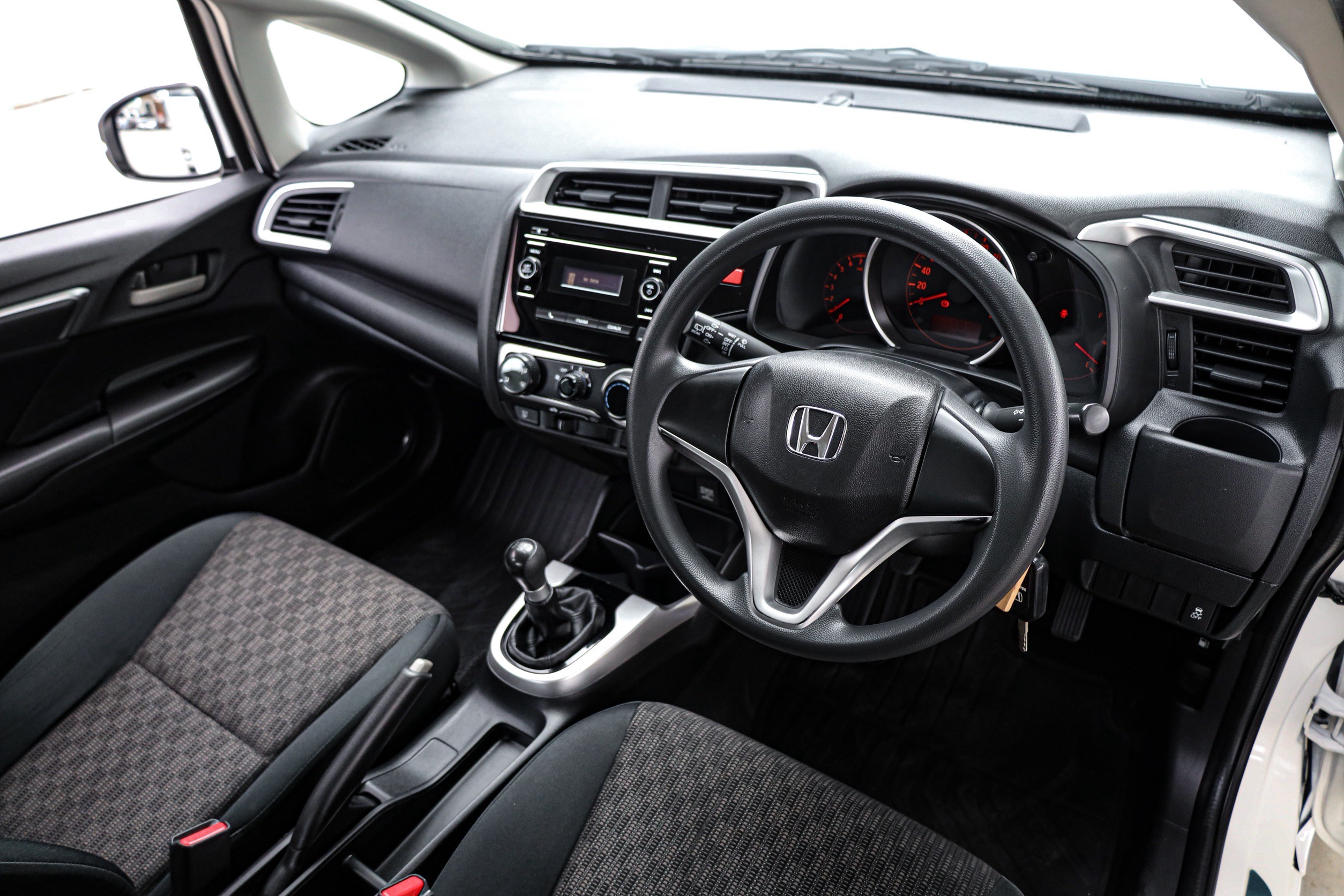Honda Jazz GK S MT PF-รถบ้านมือสอง