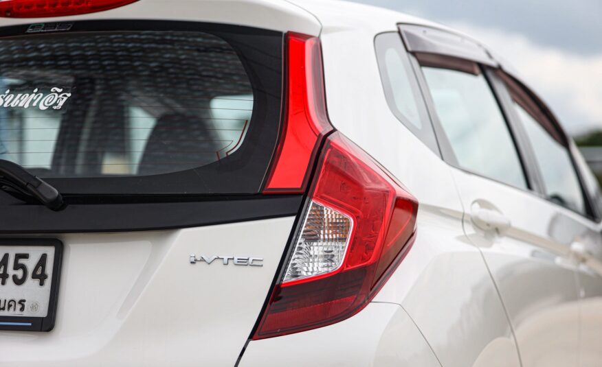 Honda Jazz GK S MT PF-รถบ้านมือสอง