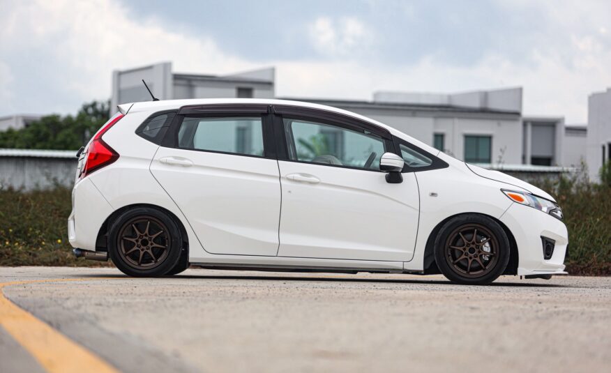 Honda Jazz GK S MT PF-รถบ้านมือสอง