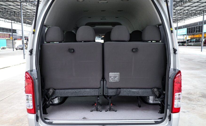 Toyota Commuter 3.0 MT PF-รถบ้านมือสอง