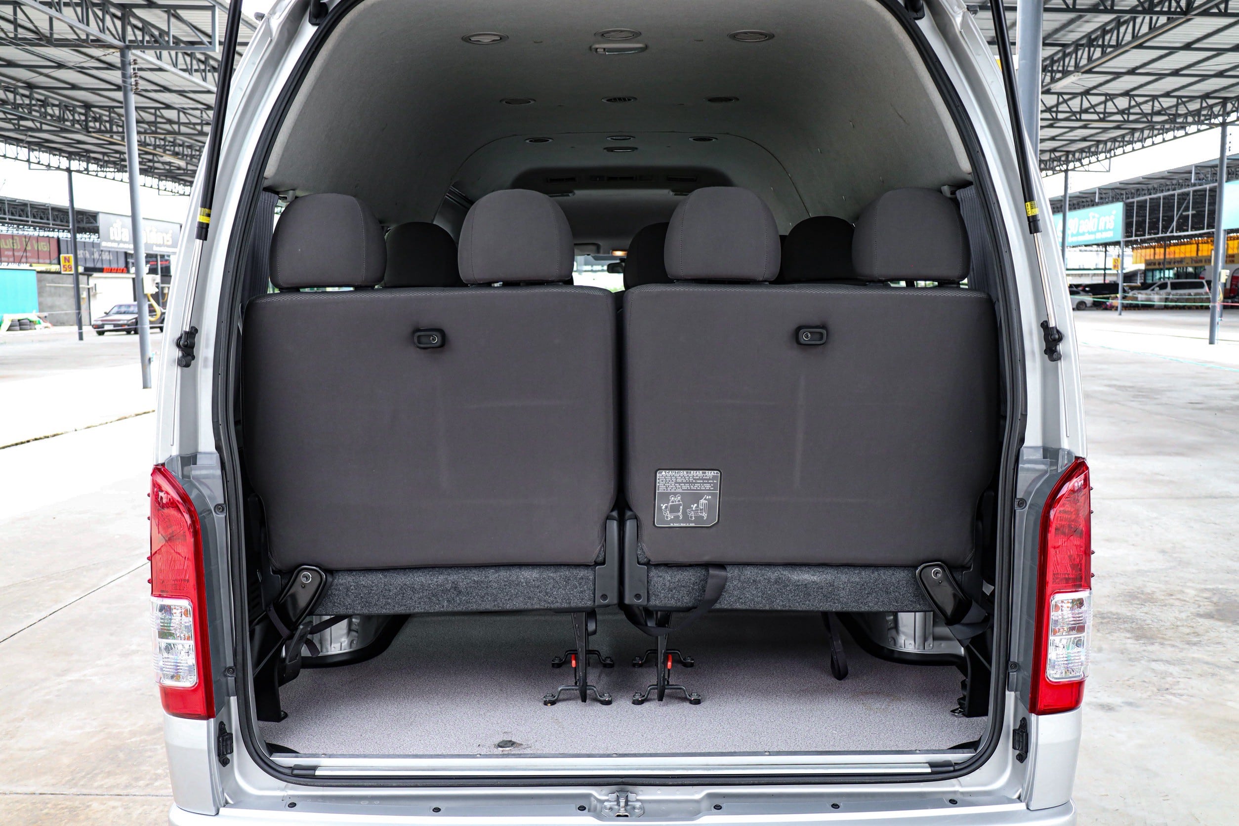 Toyota Commuter 3.0 MT PF-รถบ้านมือสอง