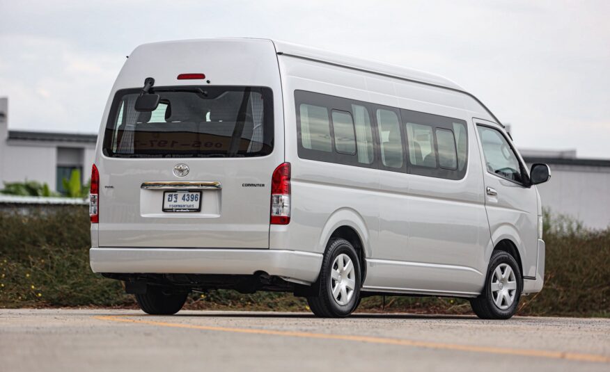 Toyota Commuter 3.0 MT PF-รถบ้านมือสอง