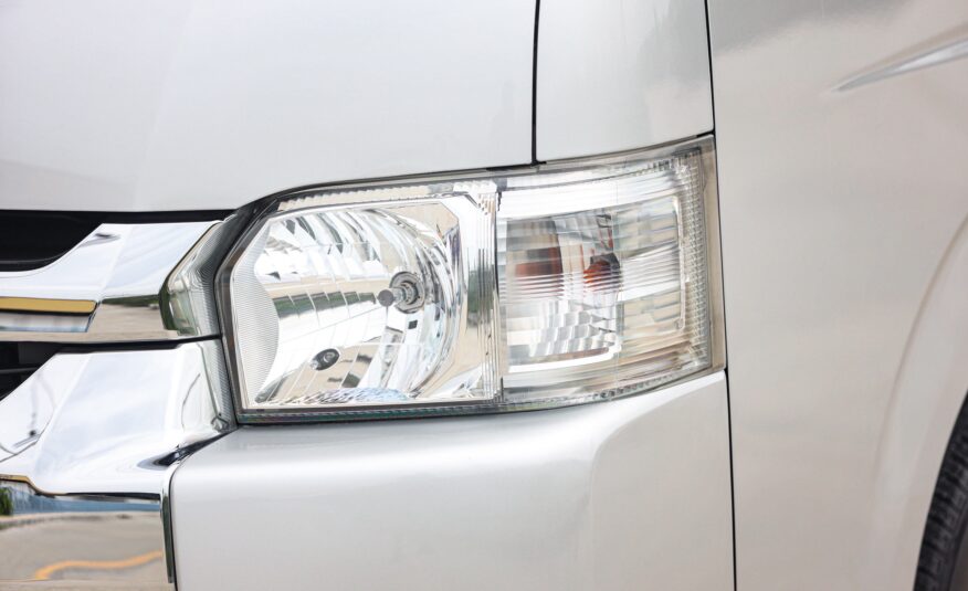 Toyota Commuter 3.0 MT PF-รถบ้านมือสอง